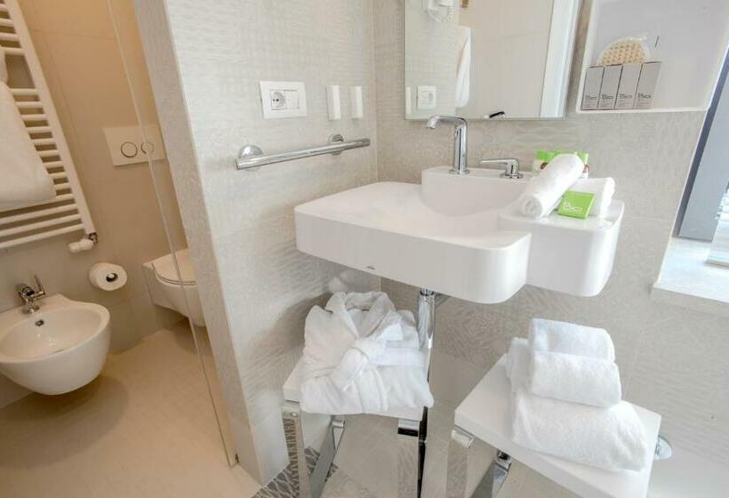 Номер Superior, Uve Rooms & Wine Bar