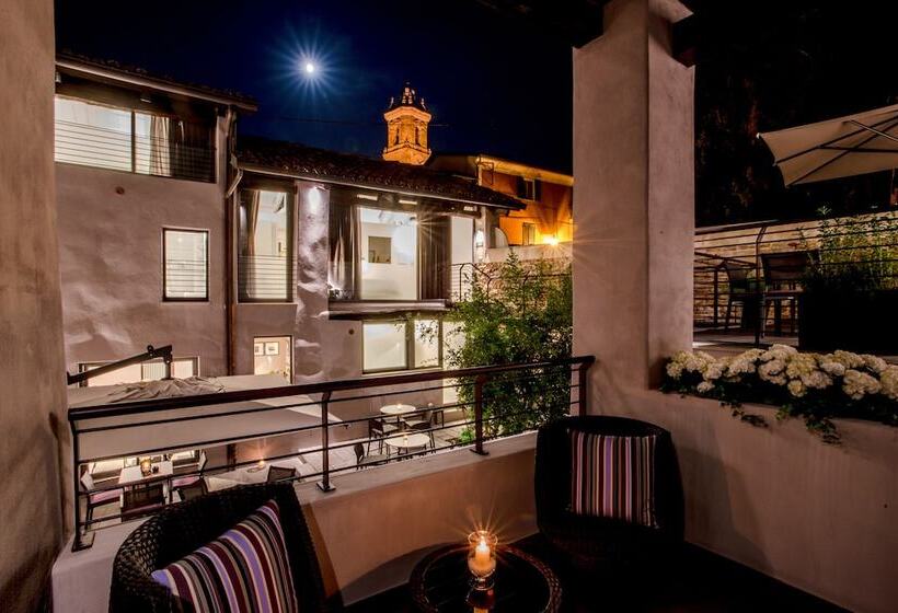اتاق سوپریور, Uve Rooms & Wine Bar