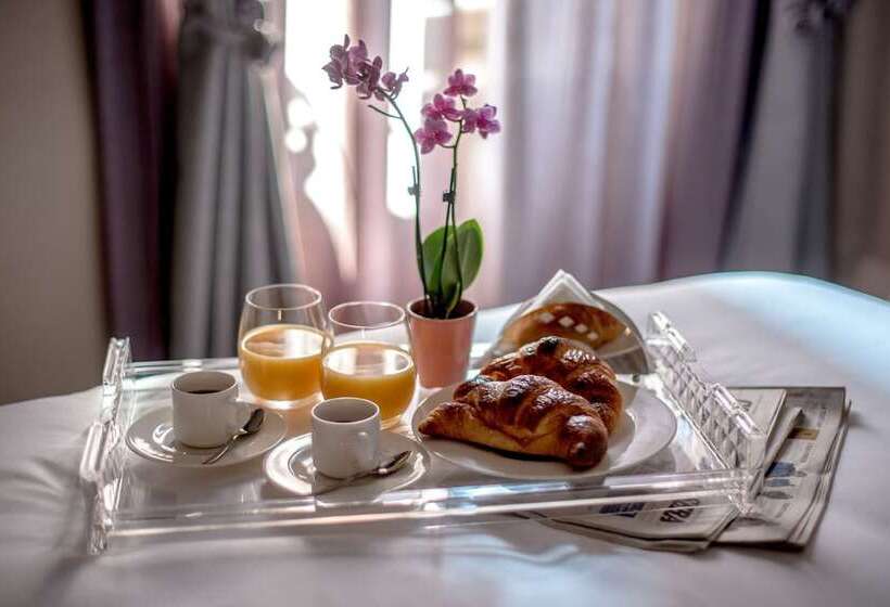 Номер Deluxe, Uve Rooms & Wine Bar