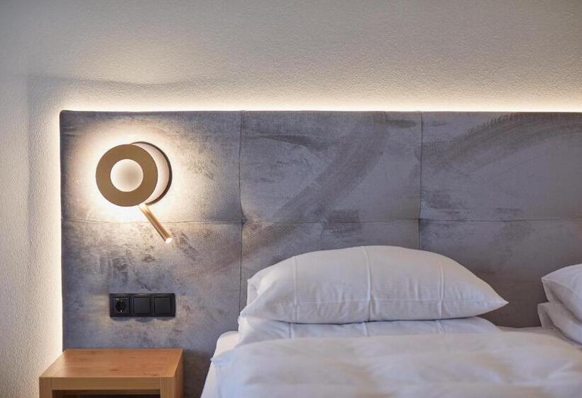 סוויטת ג'וניור עם מרפסת, Garberhof