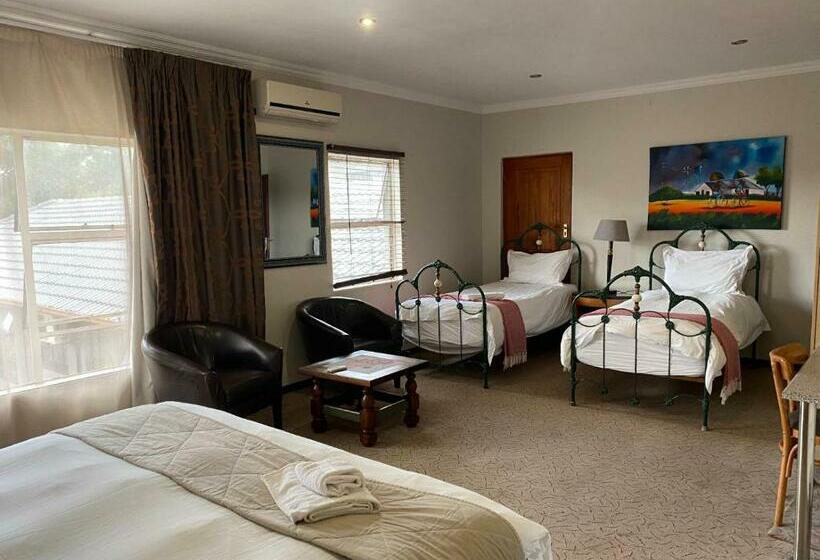 Семейный Номер, Africa Footprints Guest House