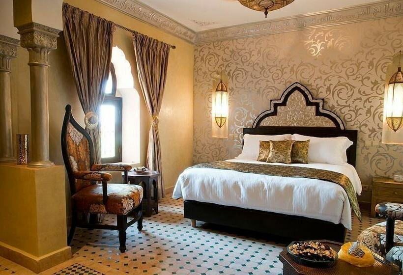 Номер Deluxe, Le Temple Des Arts