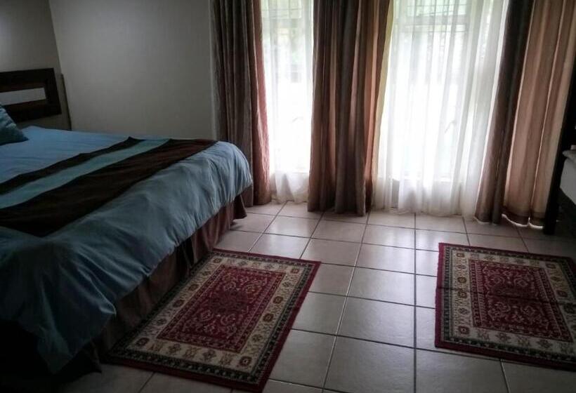 패밀리 룸, Rustenburg Guesthouse