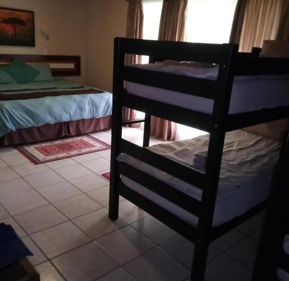 패밀리 룸, Rustenburg Guesthouse