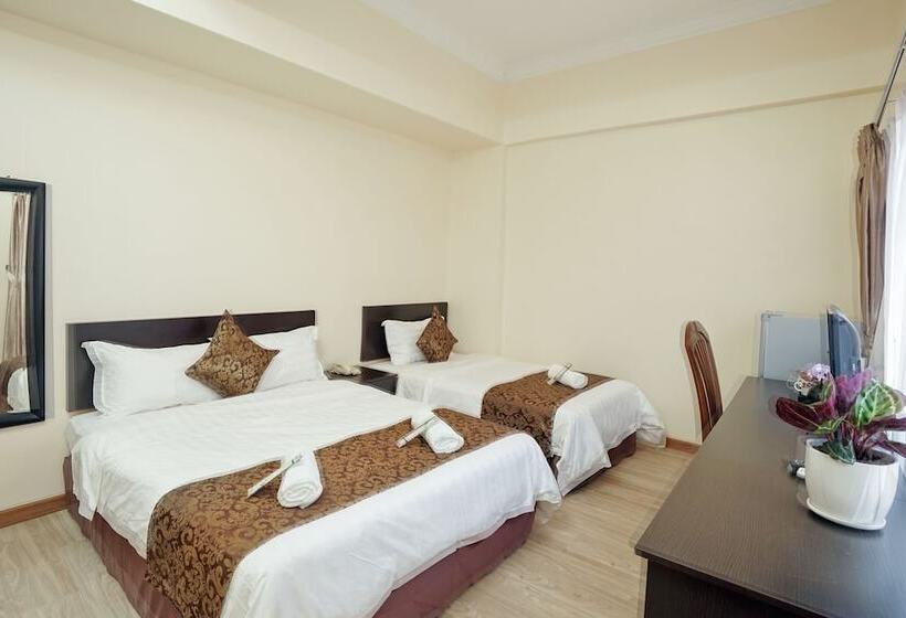 غرفة ديلوكس عائلية, Rj Hotel Kulai