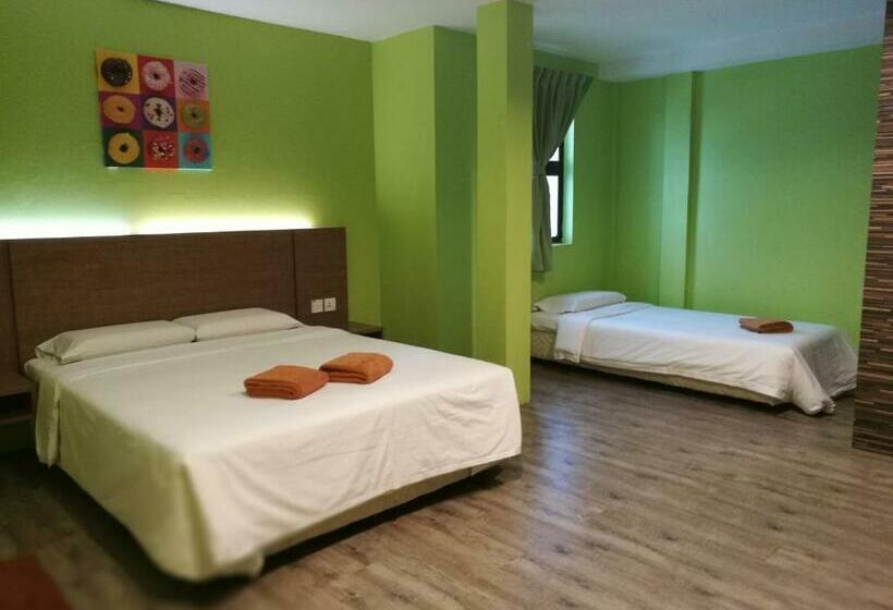 Семейный Номер, Walk Inn