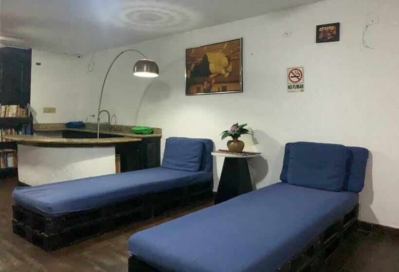 اتاق استاندارد, Hostal Loco Coco Loco