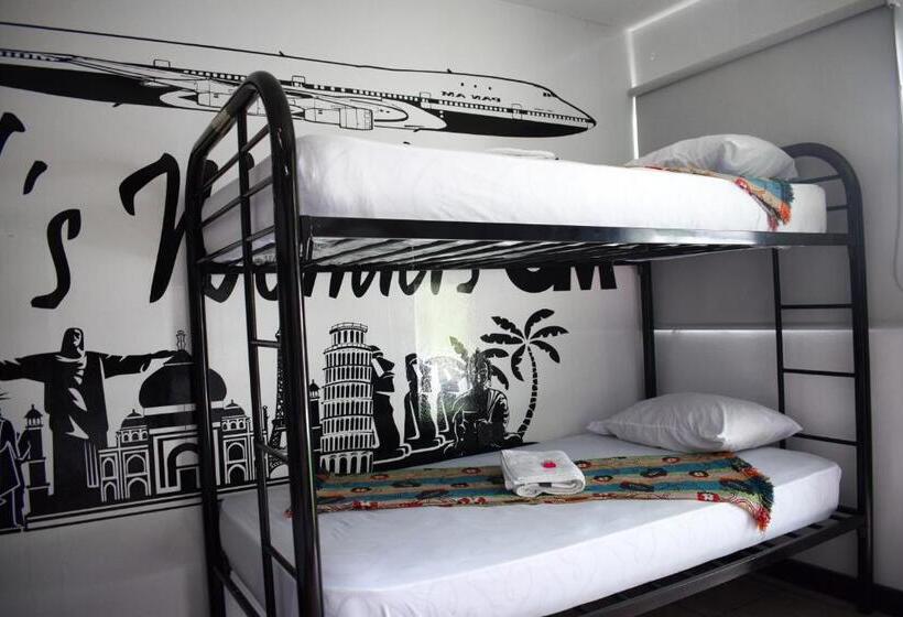 اتاق خانوادگی, Hostal Loco Coco Loco