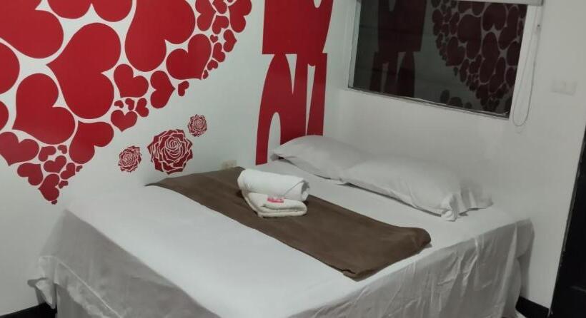 스탠다드 트리플 룸, Hostal Loco Coco Loco