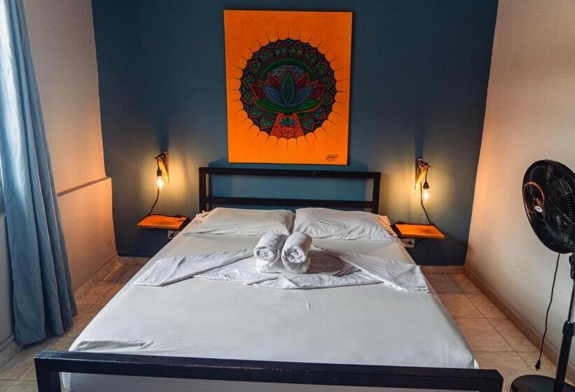 Номер Стандарт Совместная Ванная, Bodhi Hostel & Lounge