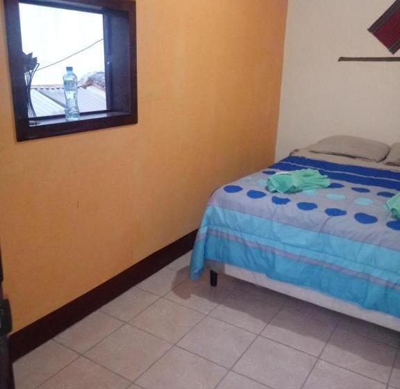 اتاق اکونومی, Hospedaje El Viajero Antigua