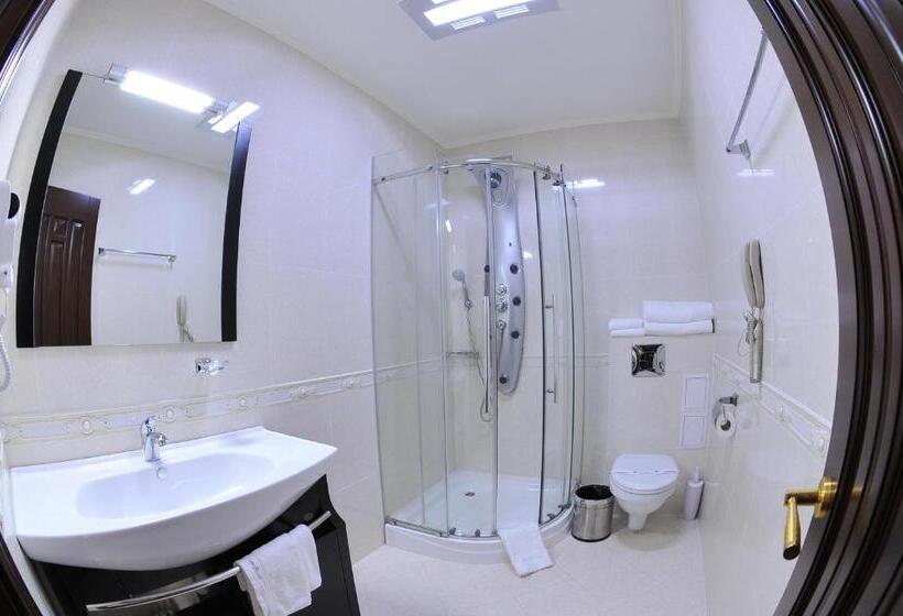 مجموعه ویستا شهر, Allureinn Hotel And Spa