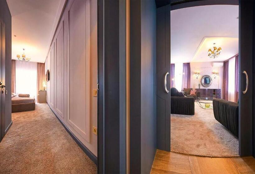 Апартаменты Deluxe 1 Спальня, Resort Hotel Karpaty