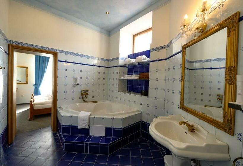 Номер Deluxe, Na Zámečku