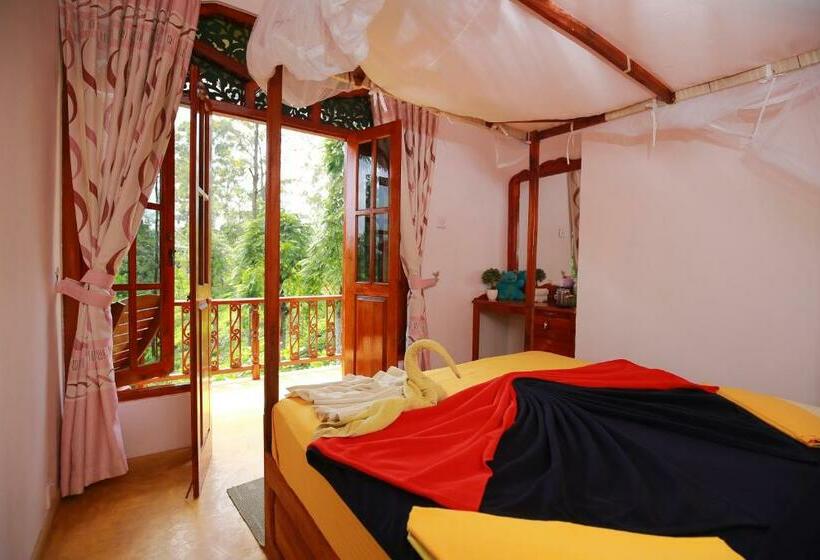 标准间带阳台, Tea Forest Lodge
