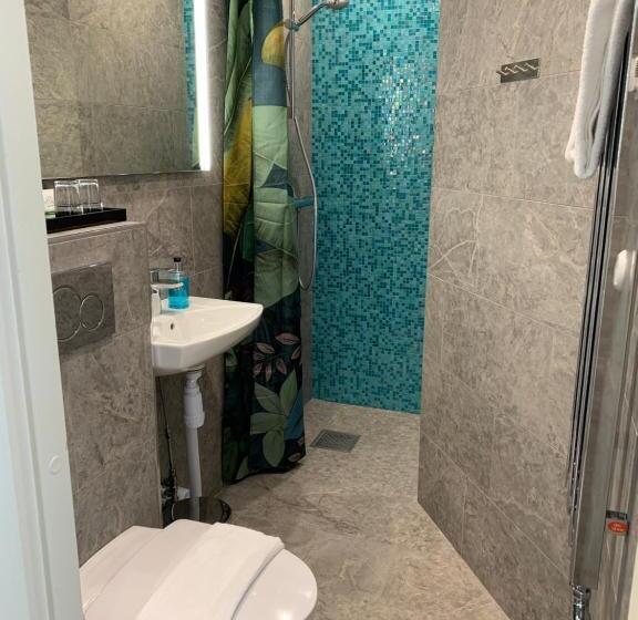 Habitación Estándar, Grenna Hotell