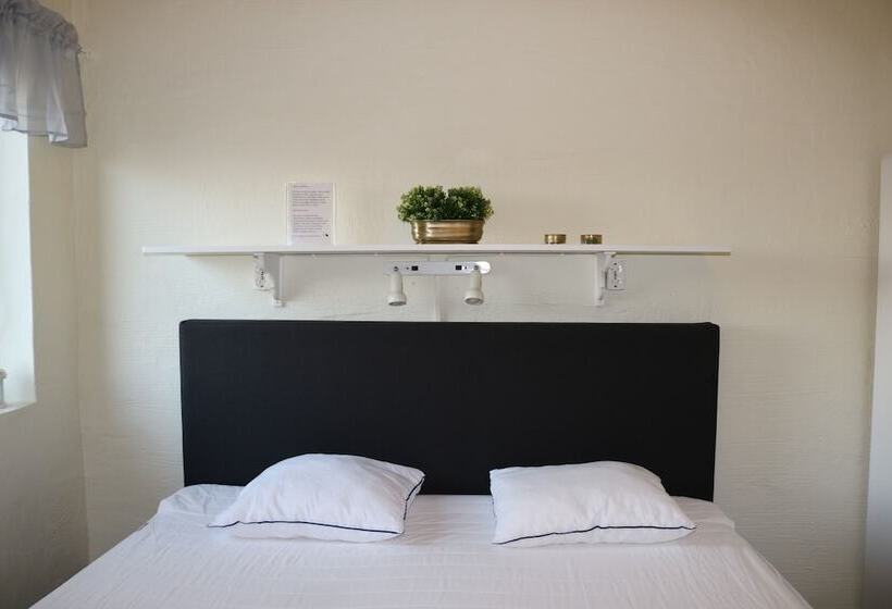 اتاق استاندارد, Kärraton Vandrarhem   Hostel
