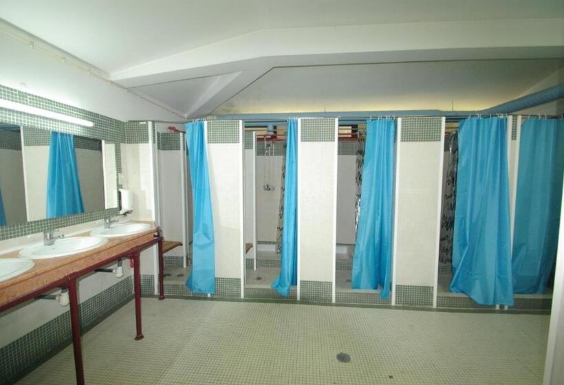 Cama en Habitación Compartida, Hi Almada  Pousada De Juventude