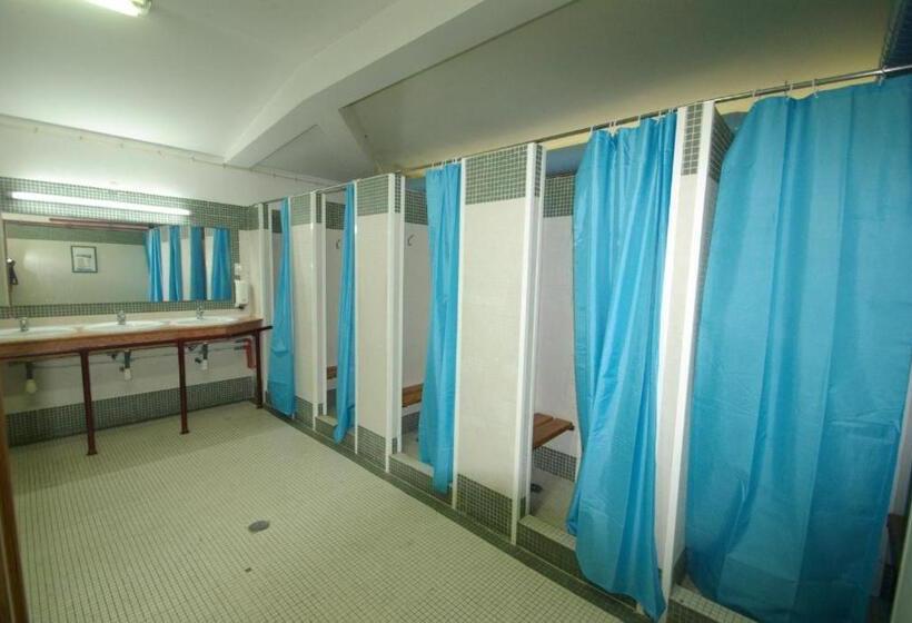 Семейный Номер Совместный Санузел, Hi Almada  Pousada De Juventude