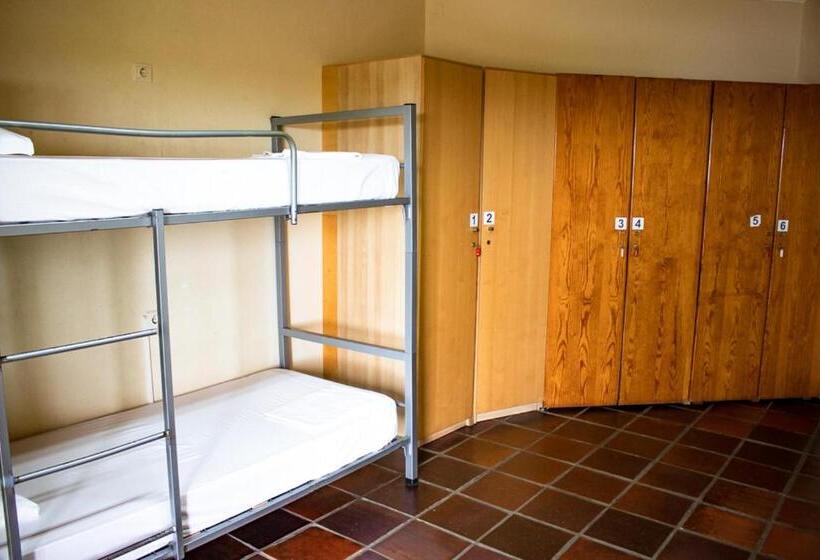 Семейный Номер Совместный Санузел, Hi Almada  Pousada De Juventude