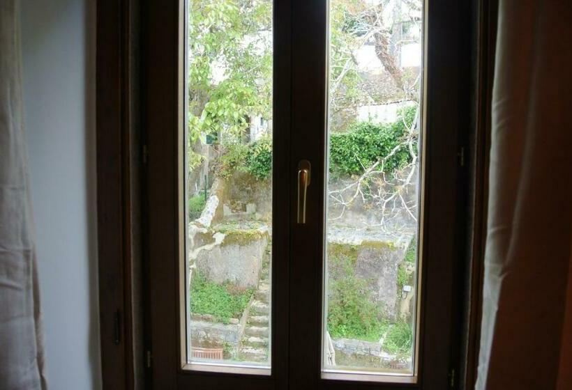 Номер Стандарт Вид на Сад, Guest House Villa Dos Poetas