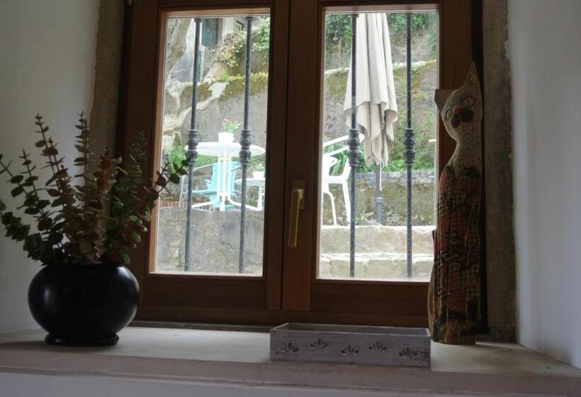 Студио Economy, Guest House Villa Dos Poetas