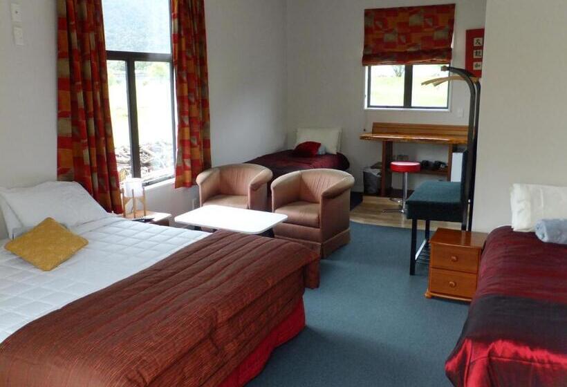 4인용 스탠다드 룸, Ropatinis Bed & Breakfast