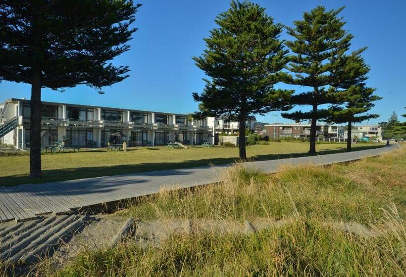 Апартаменты Deluxe 1 Спальня, Whispering Sands Beachfront Motel