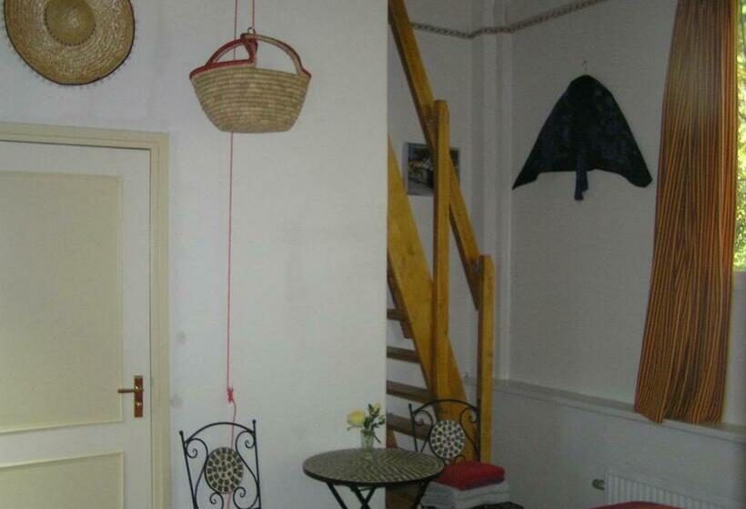 家庭间, B&b Atelier Maarbeek