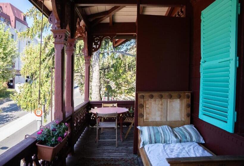 Люкс, Le Chalet D Ouchy