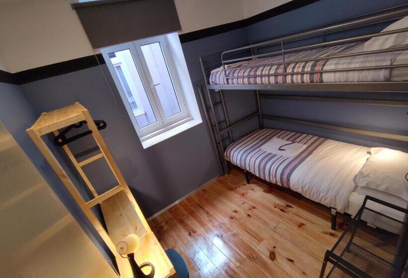 اتاق اکونومی, Sardines And Friends Hostel 04