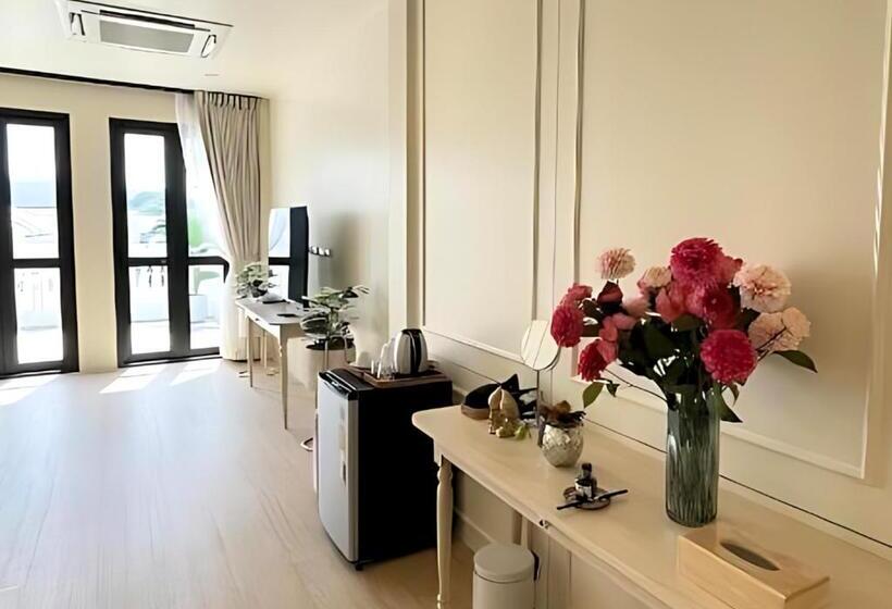 Люкс, Hawa House Phuket