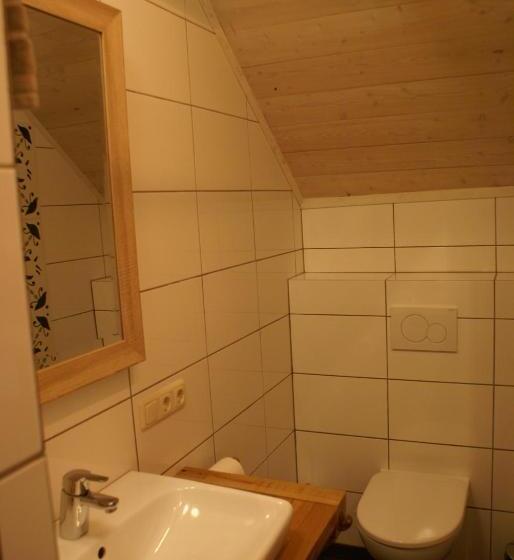 غرفة قياسية مطلّة علي الحديقة, De Hoestinkhof