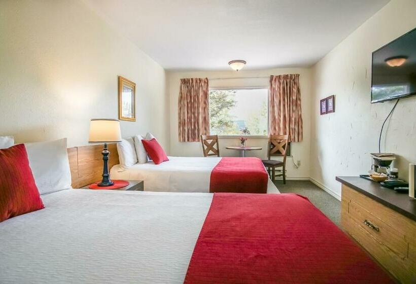 Четырехместный Номер Стандарт, Gables Motel