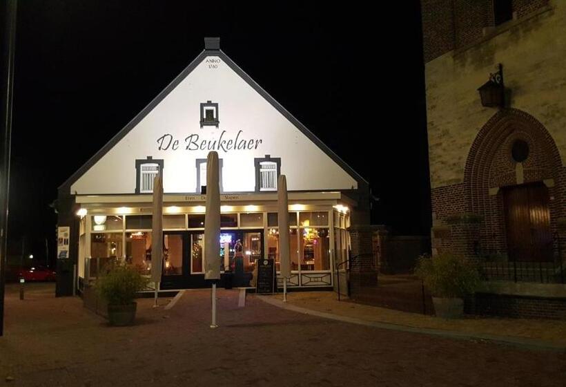 스탠다드 룸, De Beukelaer