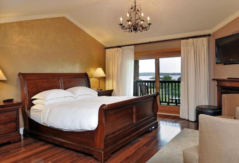 Superior room with lake view, Eganridge Resort, Golf Club & Spa