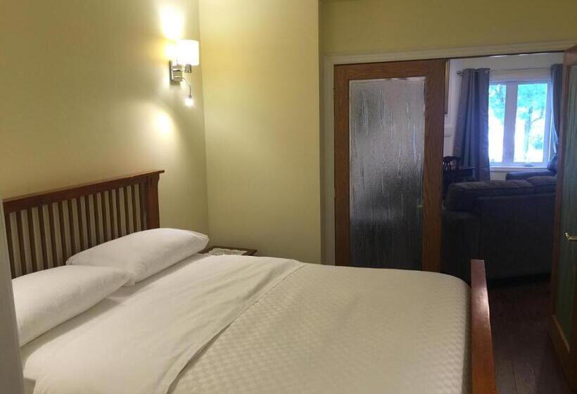 디럭스 스위트, Grey Rose Suites