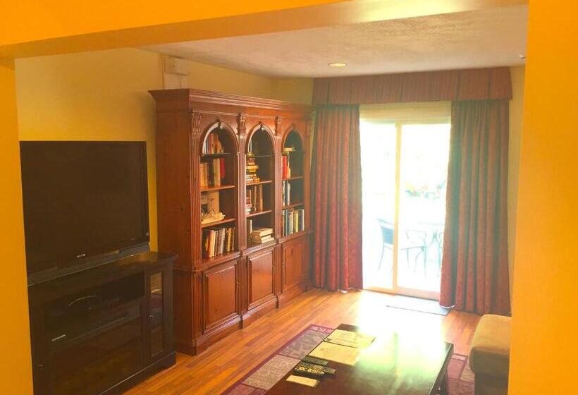 스위트 킹사이즈 침대, Grey Rose Suites