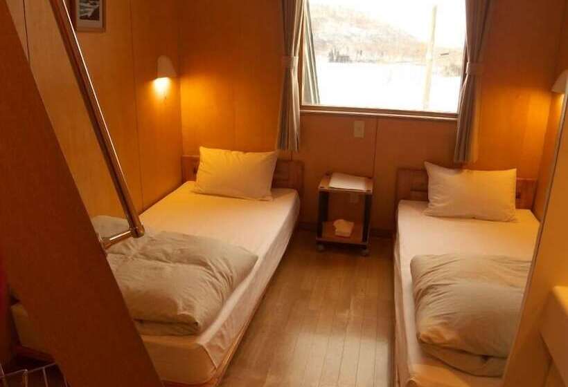 标准三人间共用浴室, Kussharo Genya Youth Guesthouse