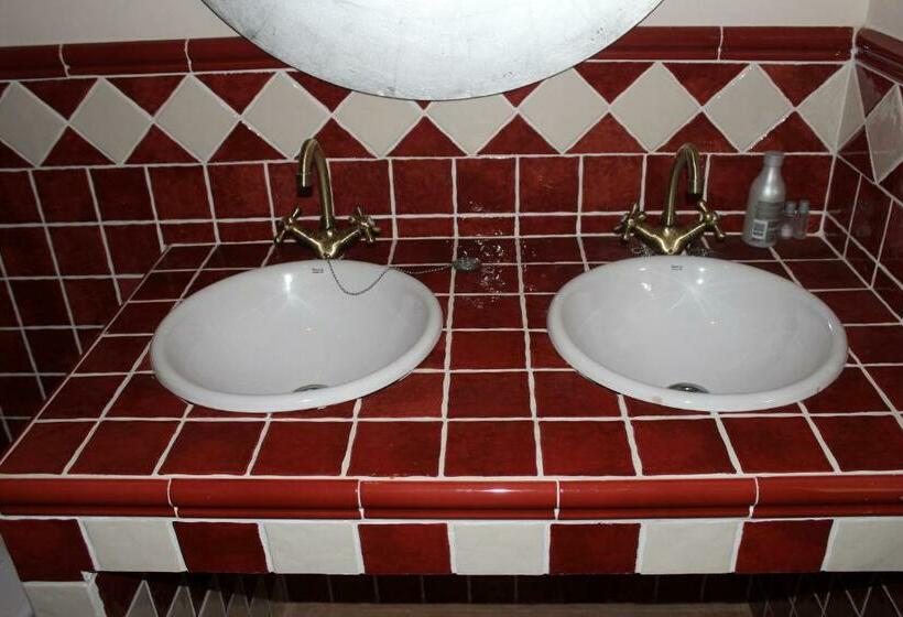 Дом 4 Спальни, Complejo Rural La Coronilla