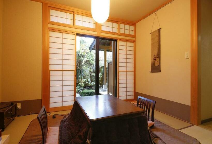 Номер Дюплекс, Ryokan Kutsuroginoya Yuu