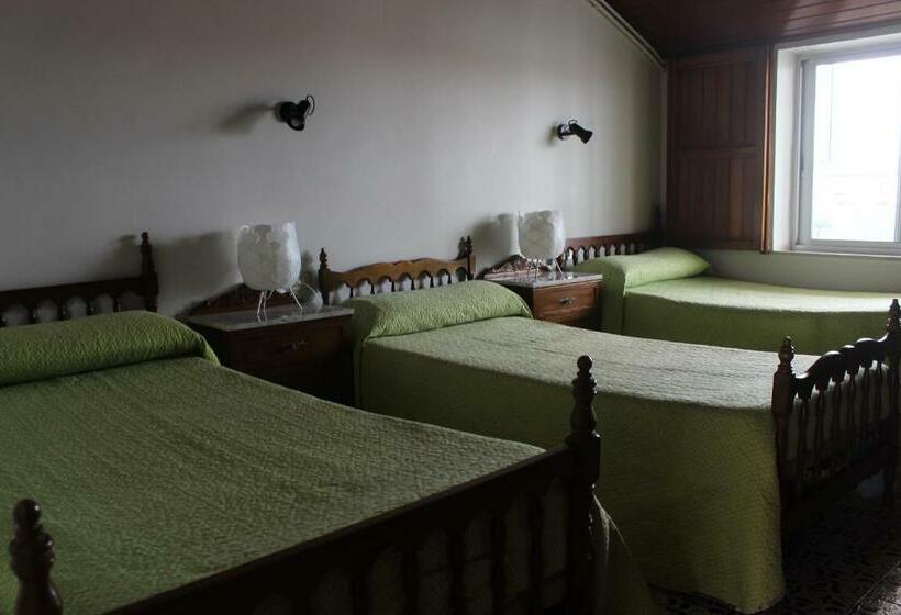 מיטה בחדר משותף, Albergue Turistico Silleda