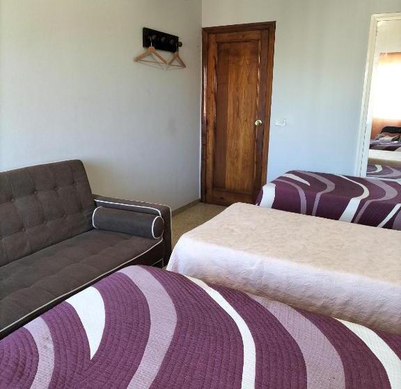 חדר סטנדרט לשלושה, Albergue Turistico Silleda