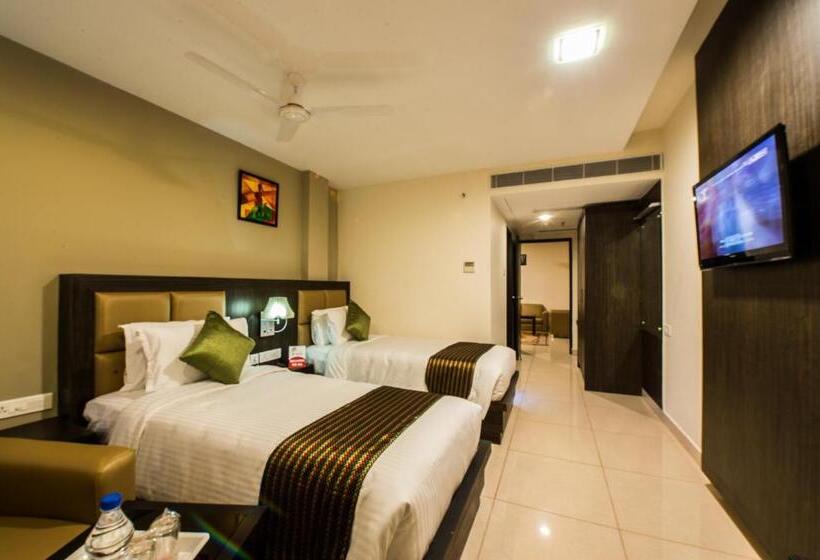 Номер Deluxe, Plazza Hotel , Trichy