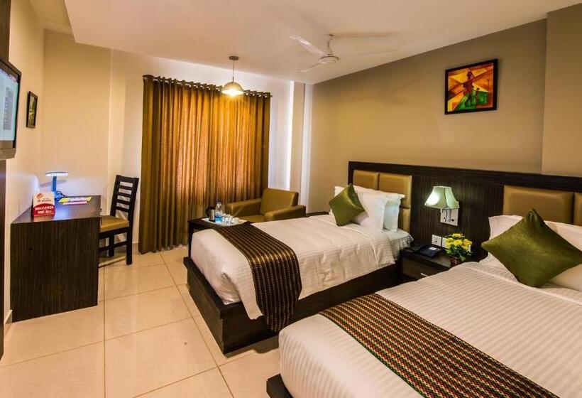 Номер Deluxe, Plazza Hotel , Trichy
