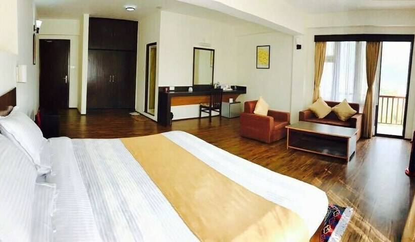 디럭스 룸, Martam Retreat