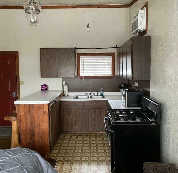 Люкс, Adventures Vacation Rentals