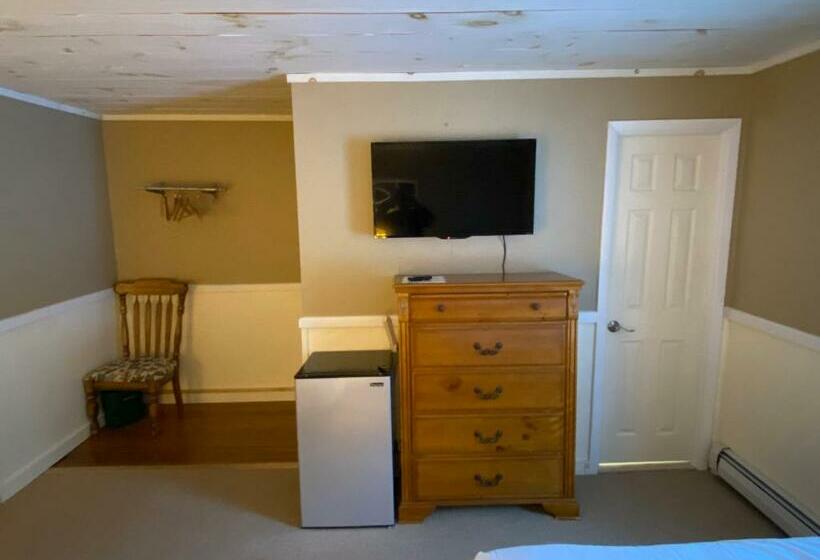 Четырехместный Номер Классик, Bromley View Inn