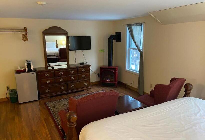 Номер Deluxe Кровать Кинг, Bromley View Inn