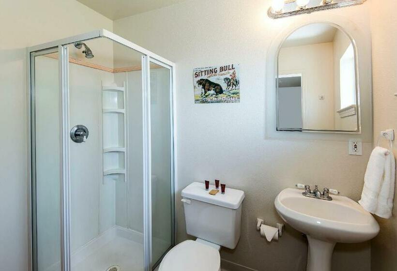 Стандартный Номер Кровать Кинг, Virginia City Inn
